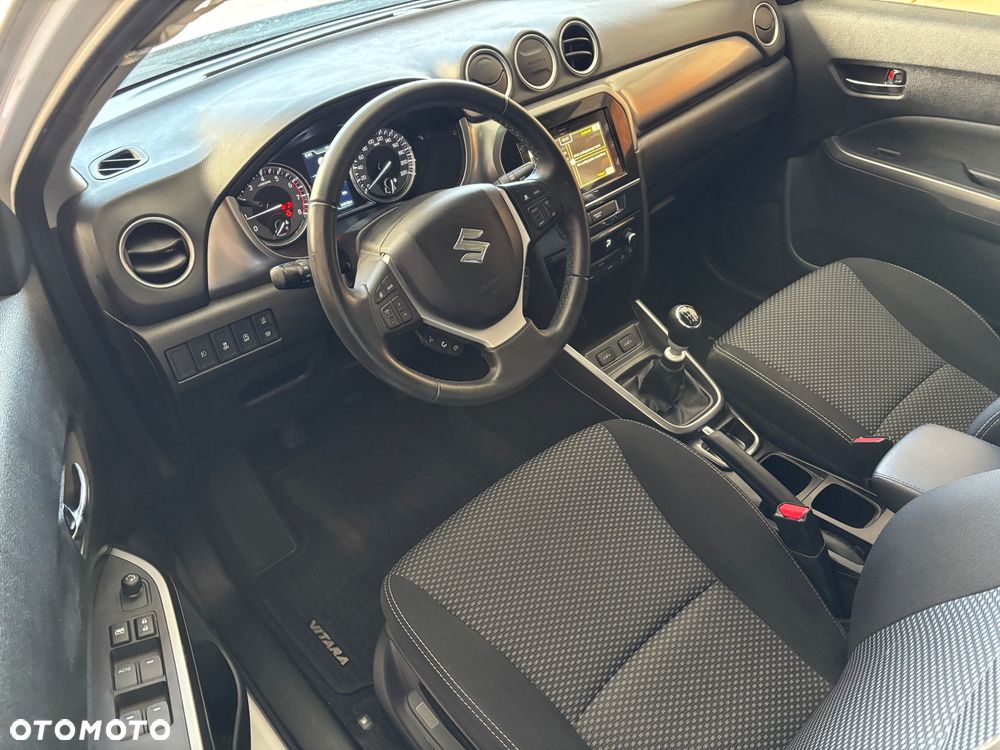 Suzuki Vitara - 15
