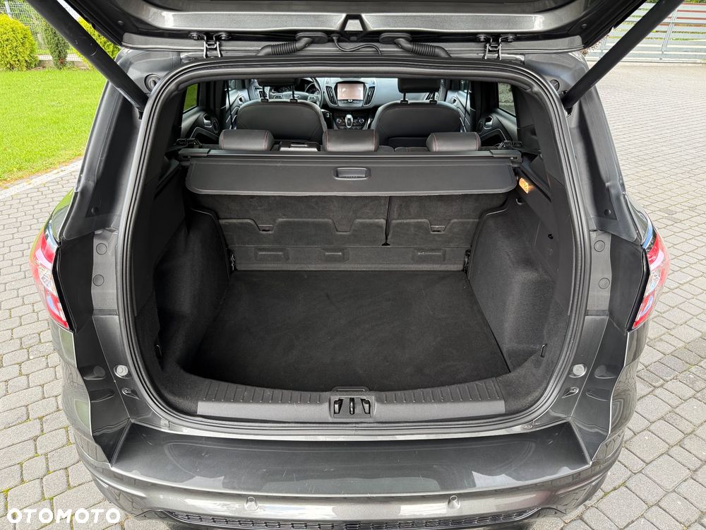 Ford Kuga - 31