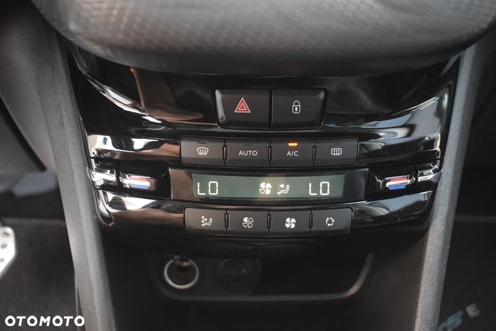 Peugeot 2008 1.2 Pure Tech GPF Crossway S&S EAT6 - 25