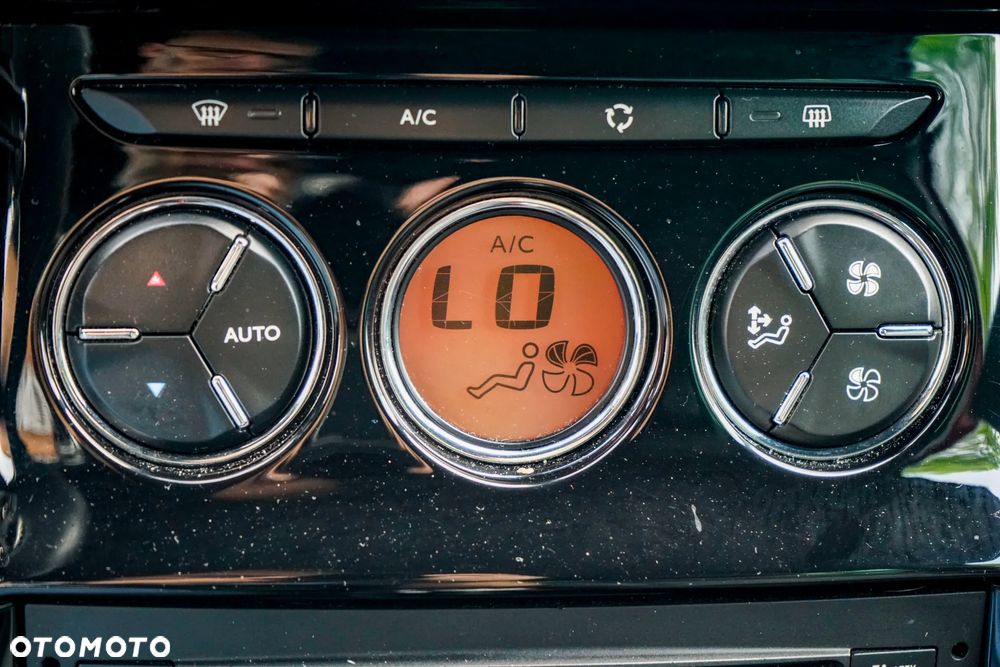 Citroën DS3 1.6 HDi SportChic - 31