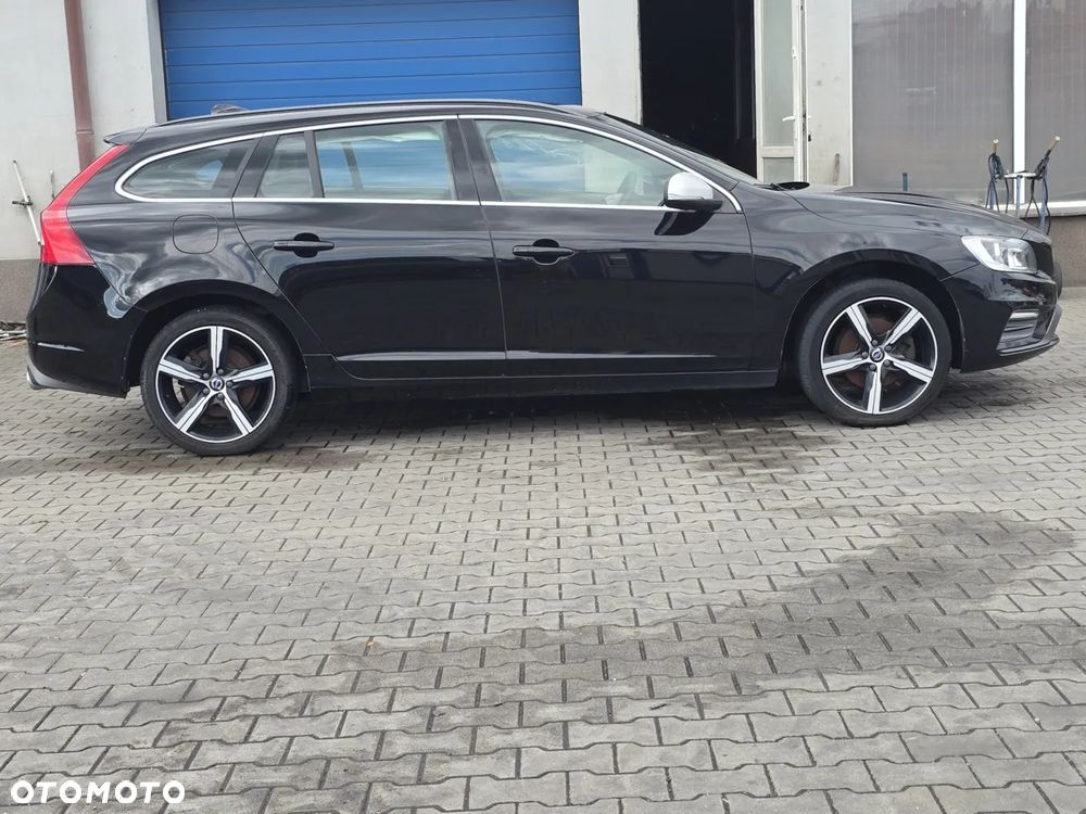 Volvo V60 D2 Drive-E R-Design Momentum - 6