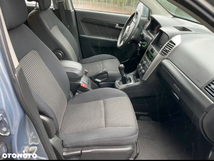 Chevrolet Captiva 2.4 LS - 10