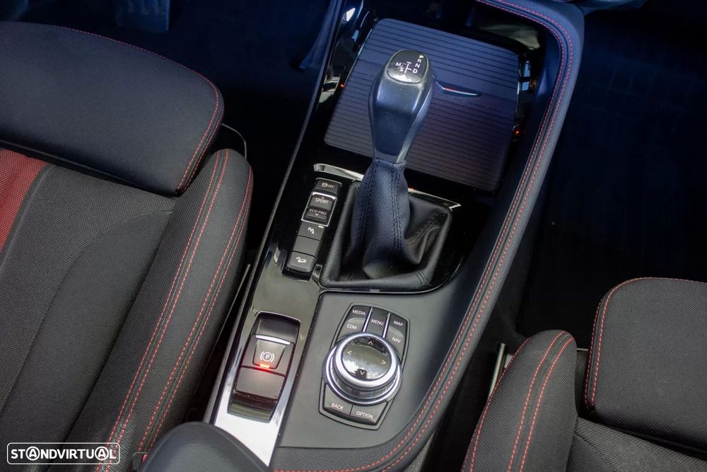 BMW X1 20 d xDrive Auto Pack M - 18