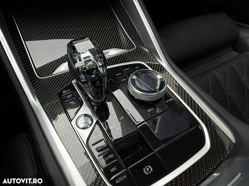 BMW X6 xDrive40i AT MHEV - 13