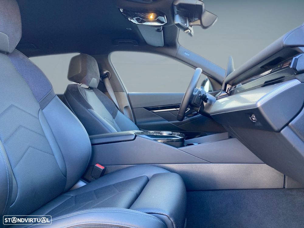 BMW 530 e Pack Desportivo M - 17