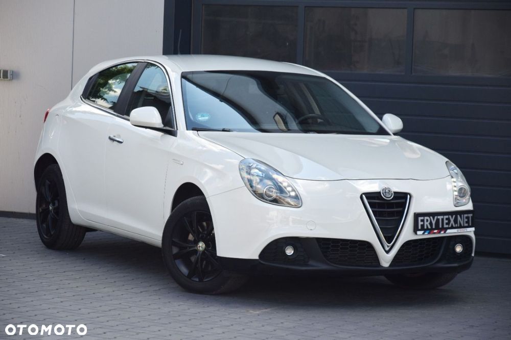 Alfa Romeo Giulietta - 1