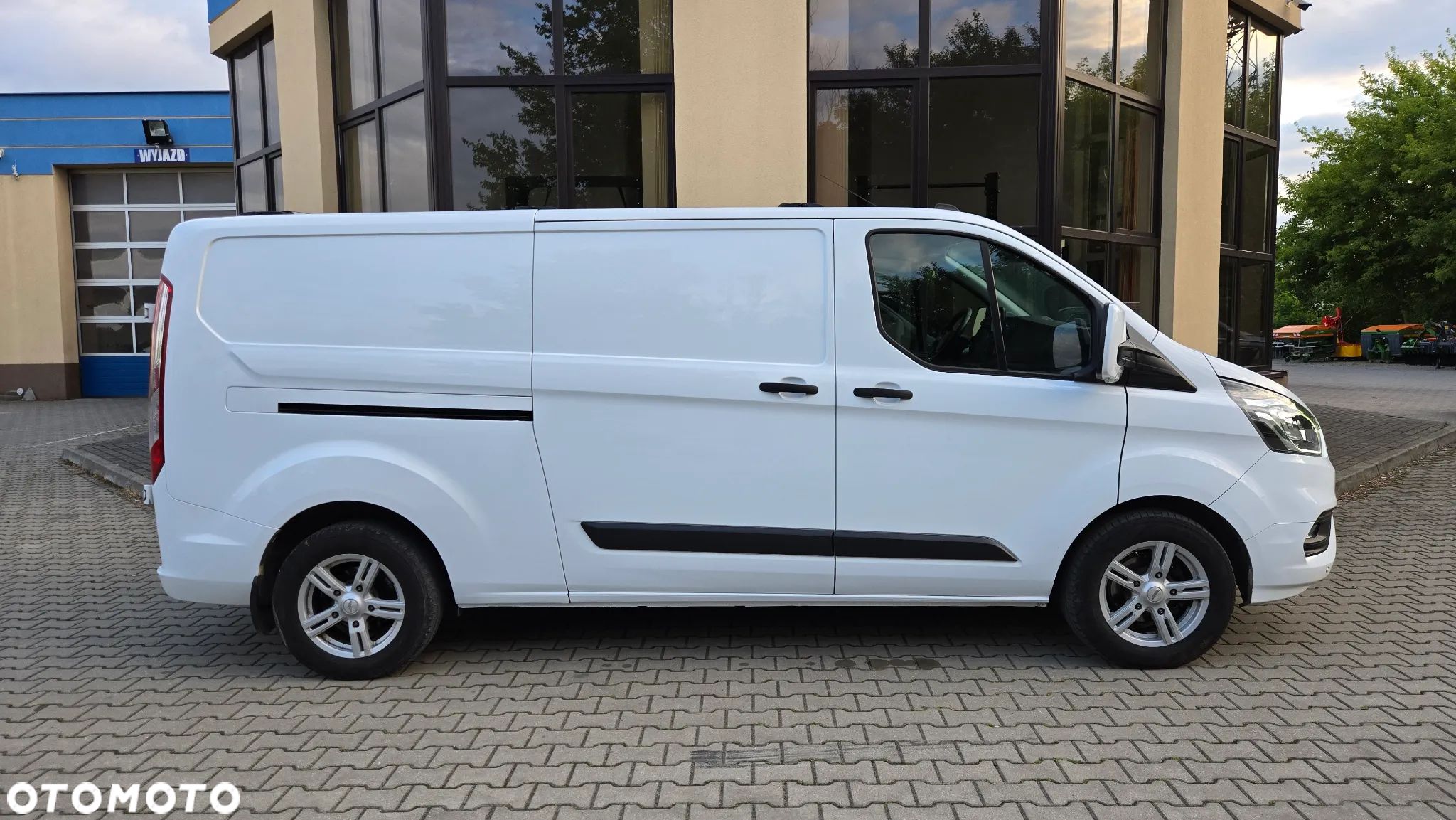 Ford transit custom - 1