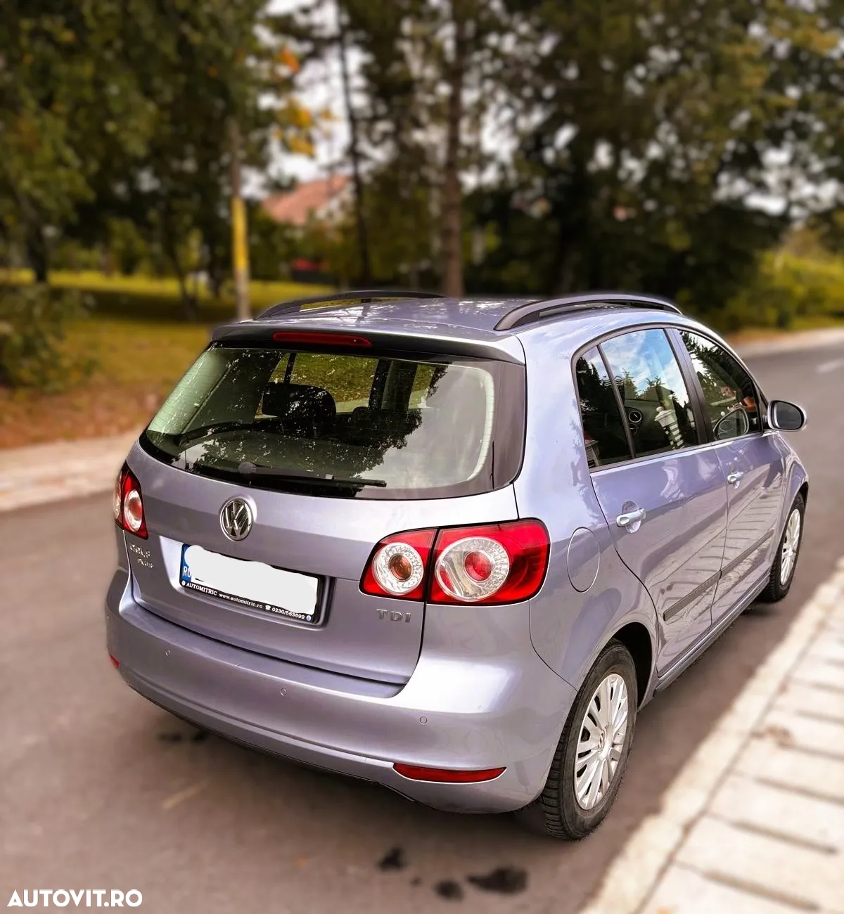Volkswagen Golf Plus 1.6 TDI DPF Comfortline - 3
