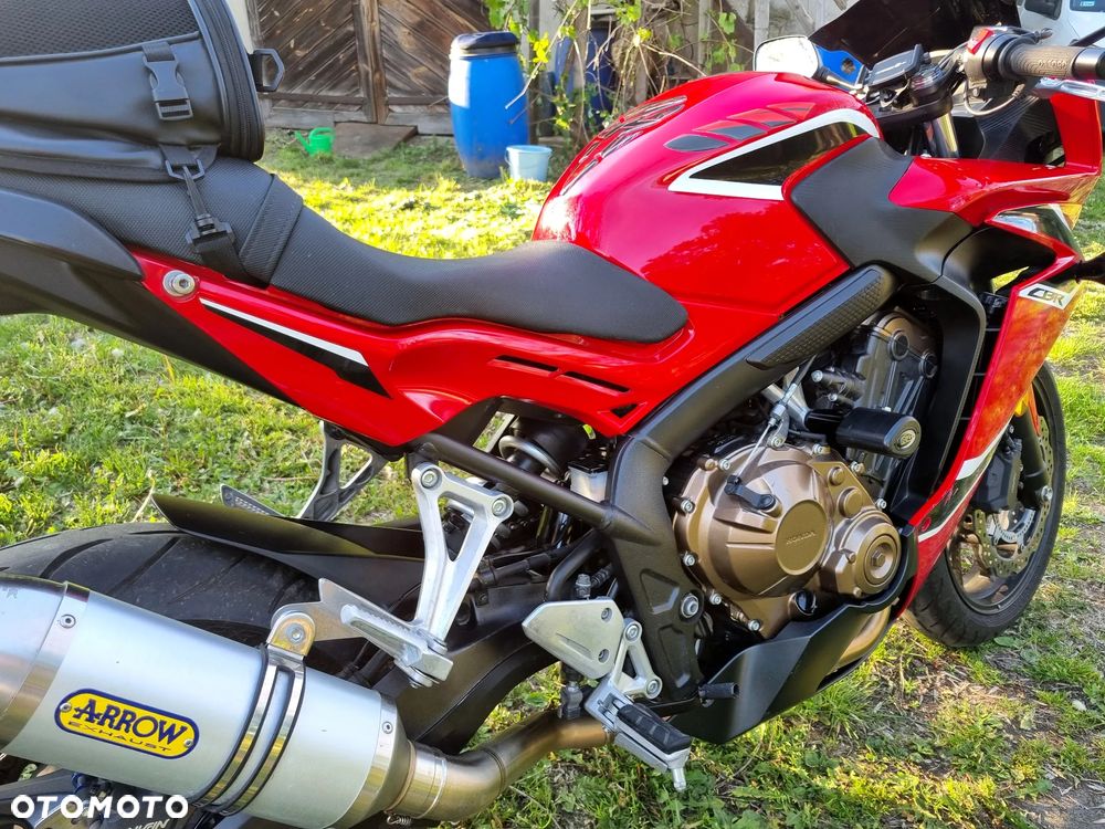 Honda CBR - 9