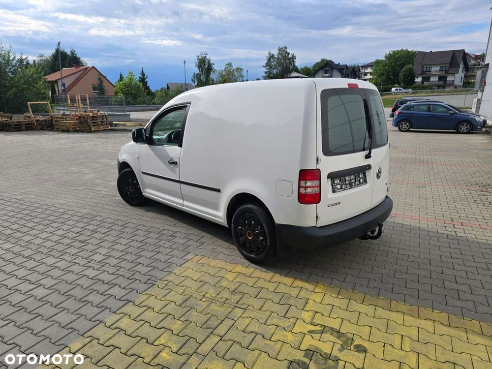 Volkswagen Caddy - 4
