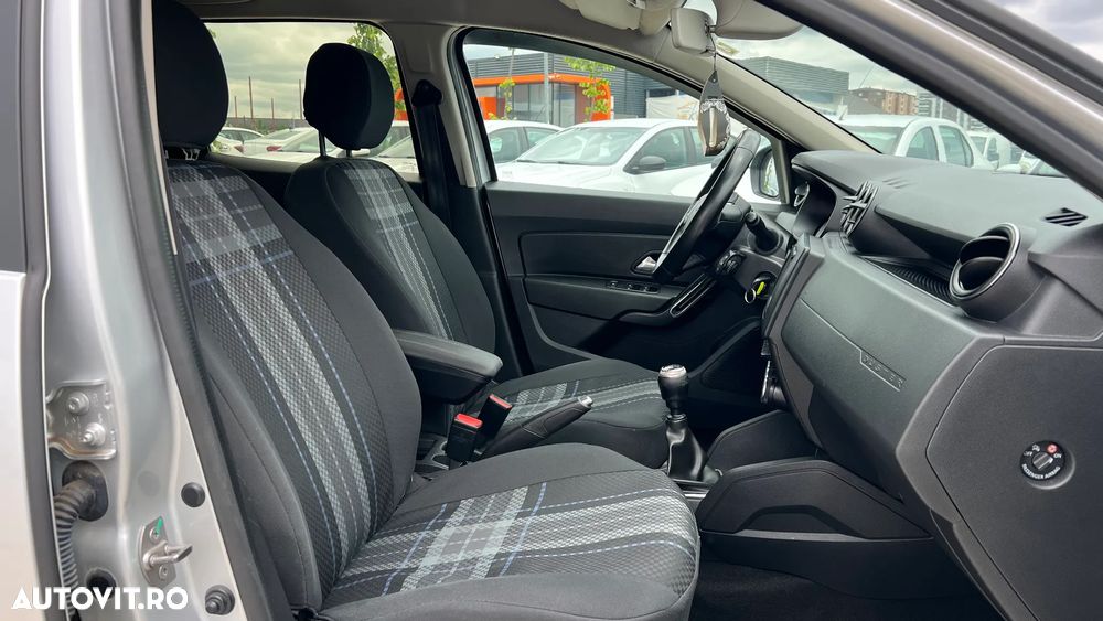 Dacia Duster 1.5 dCi 4x2 Ambiance - 9