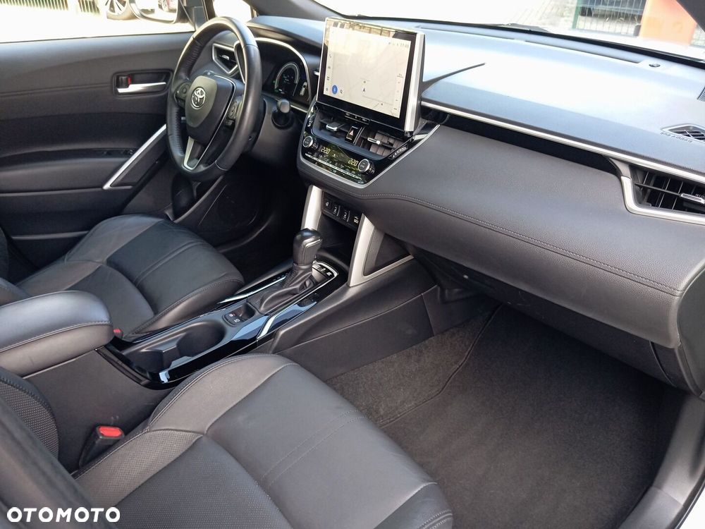 Toyota Corolla Cross 2.0 Hybrid Premiere Edition - 12