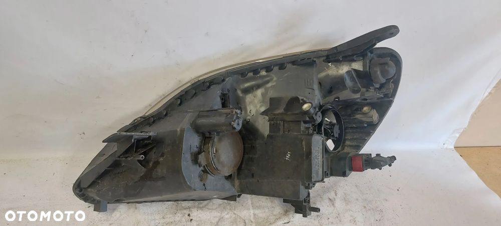 .  PRZOD PRZEDNIA LAMPA PRAWA OPEL ZAFIRA B - 5