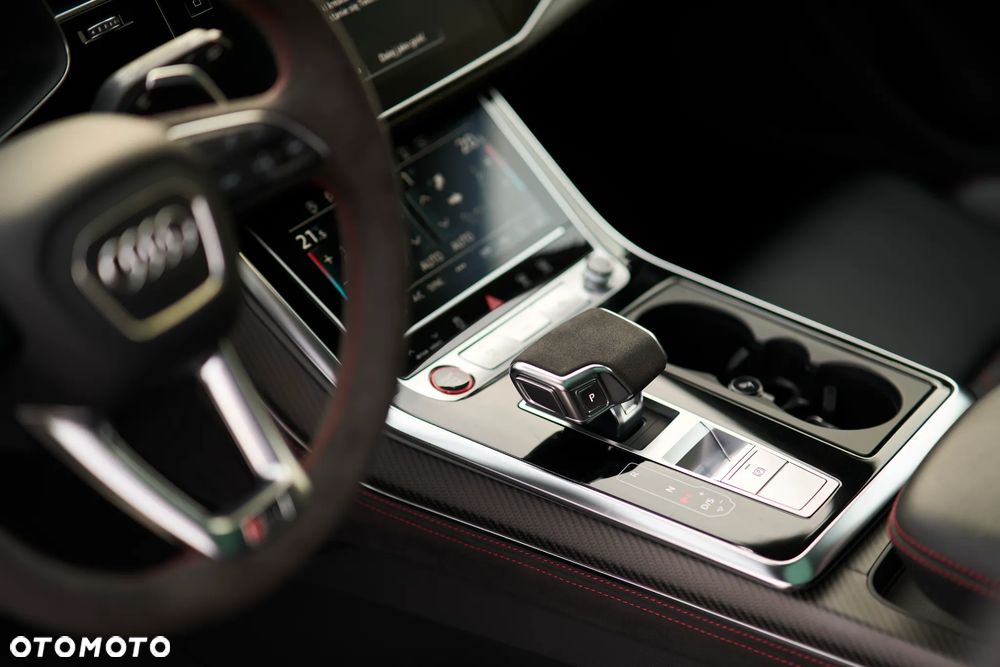 Audi RS Q8 - 16