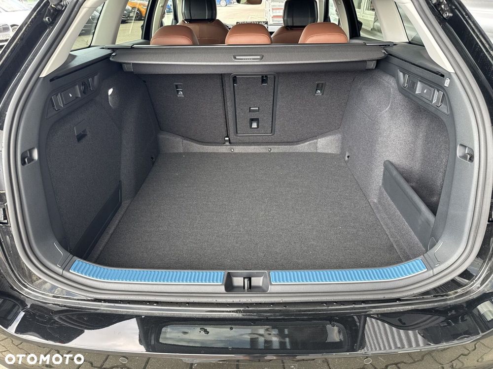Skoda Superb 2.0 TSI 4x4 L&K DSG - 37