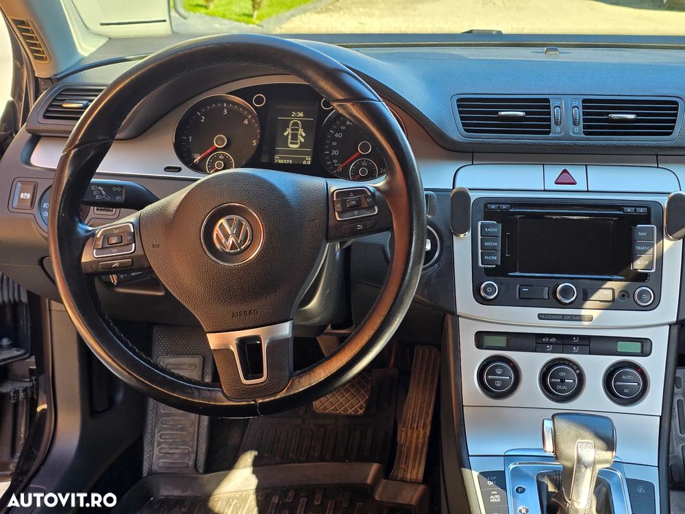 Volkswagen Passat 2.0 TDI DSG Comfortline - 8