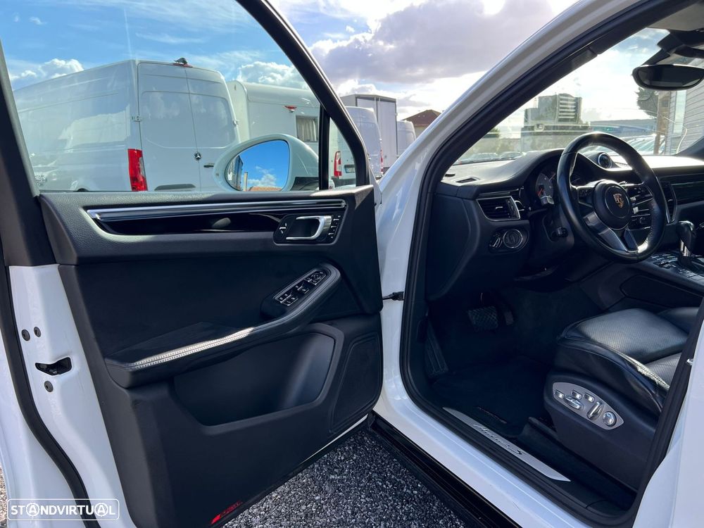 Porsche Macan S - 14