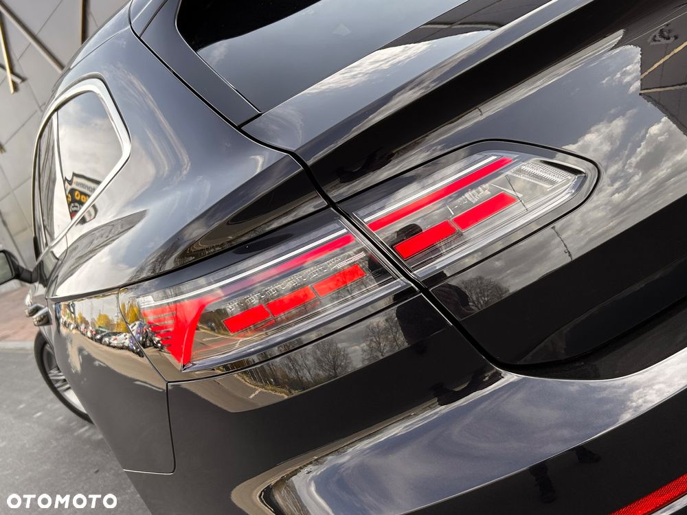 Volkswagen Arteon 2.0 TDI R-Line DSG - 35