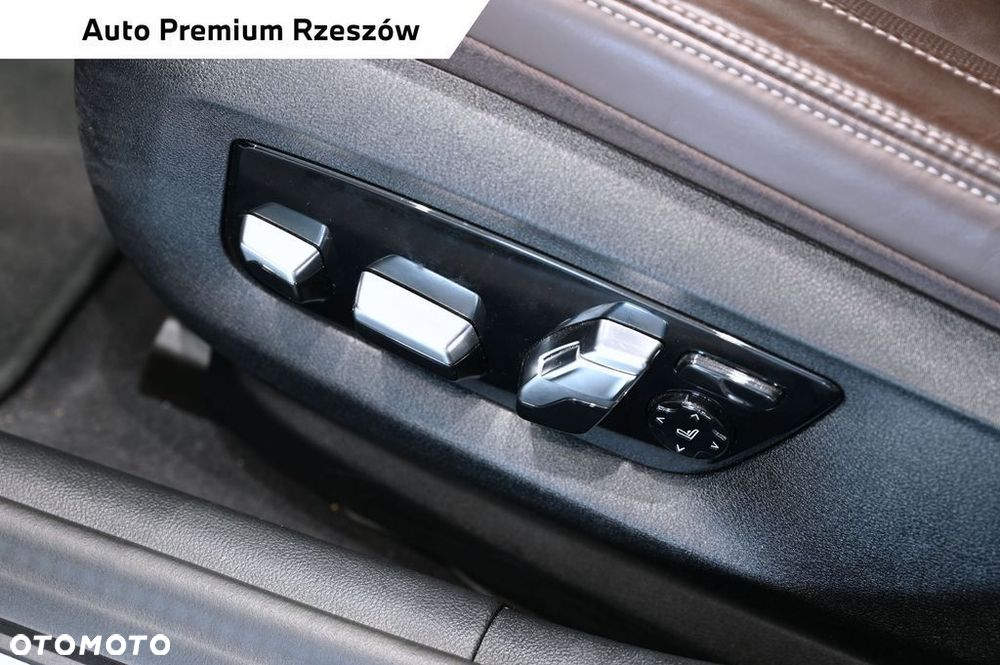 BMW Seria 5 540i xDrive mHEV M Sport sport - 11