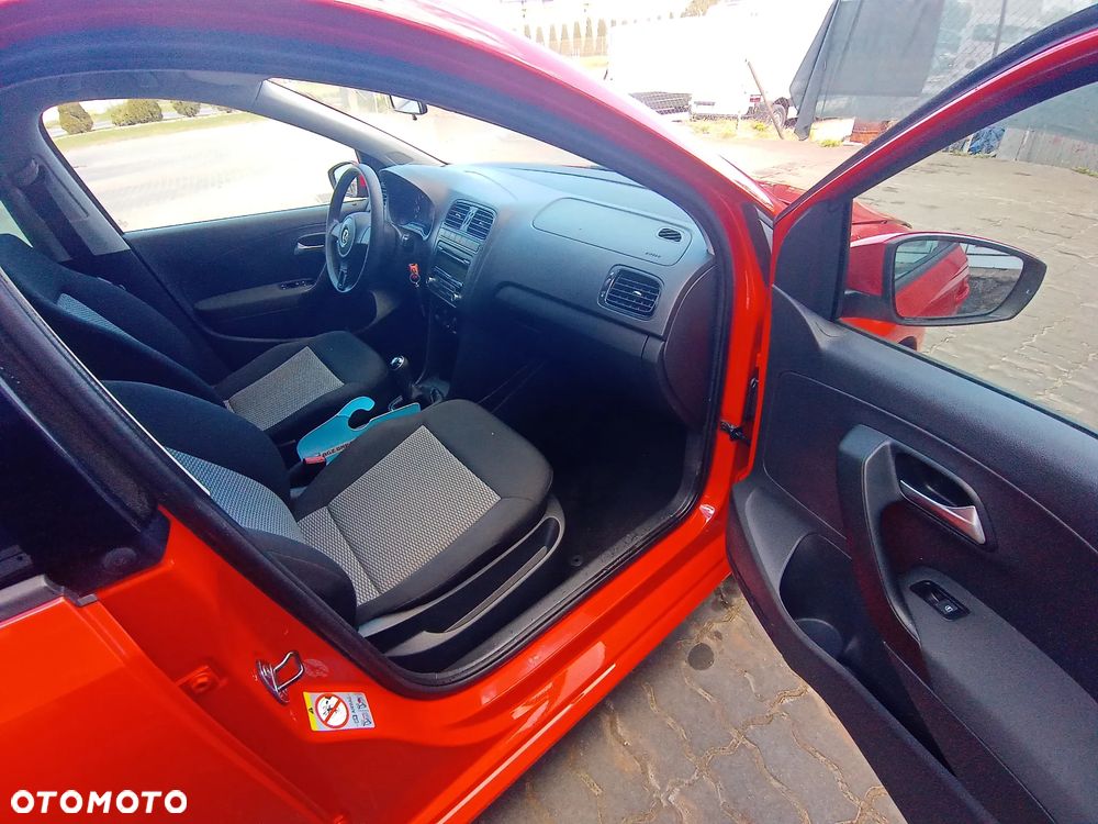 Volkswagen Polo 1.2 Life - 25