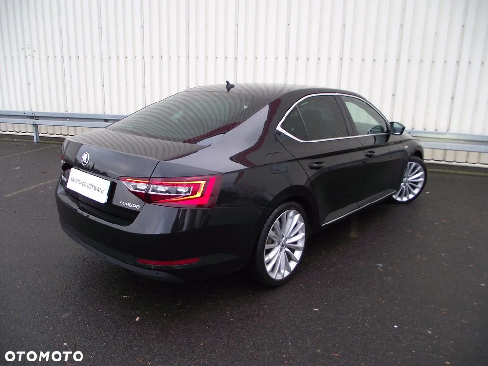 Skoda Superb 2.0 TDI L&K DSG - 7