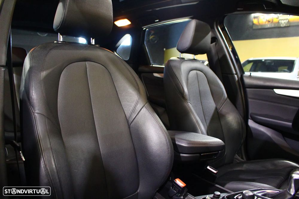 BMW 218 Active Tourer d Line Sport Auto - 18