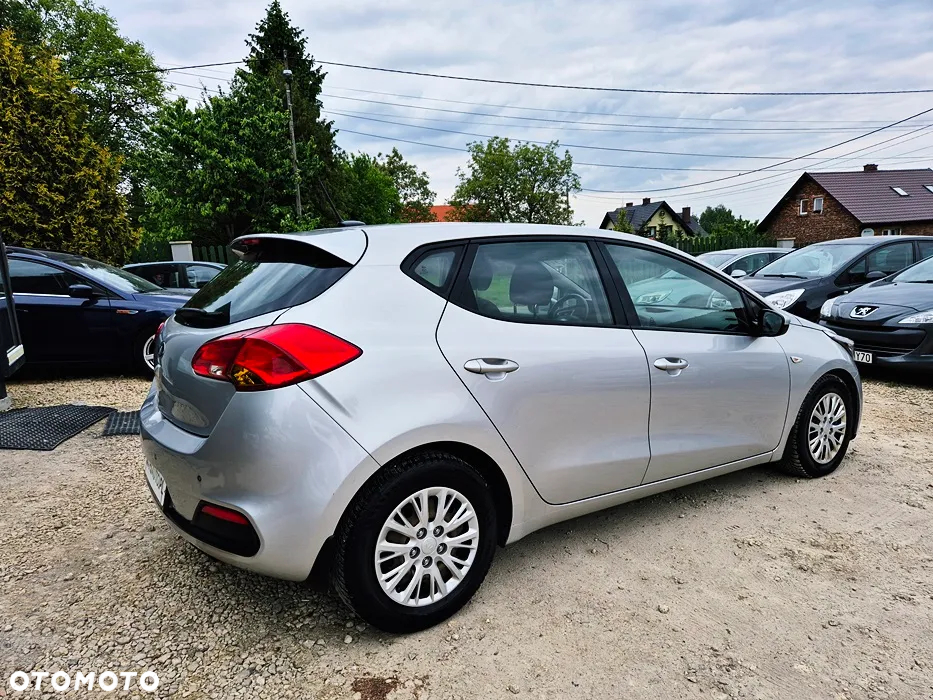 Kia Ceed Cee'd 1.4 XL - 13
