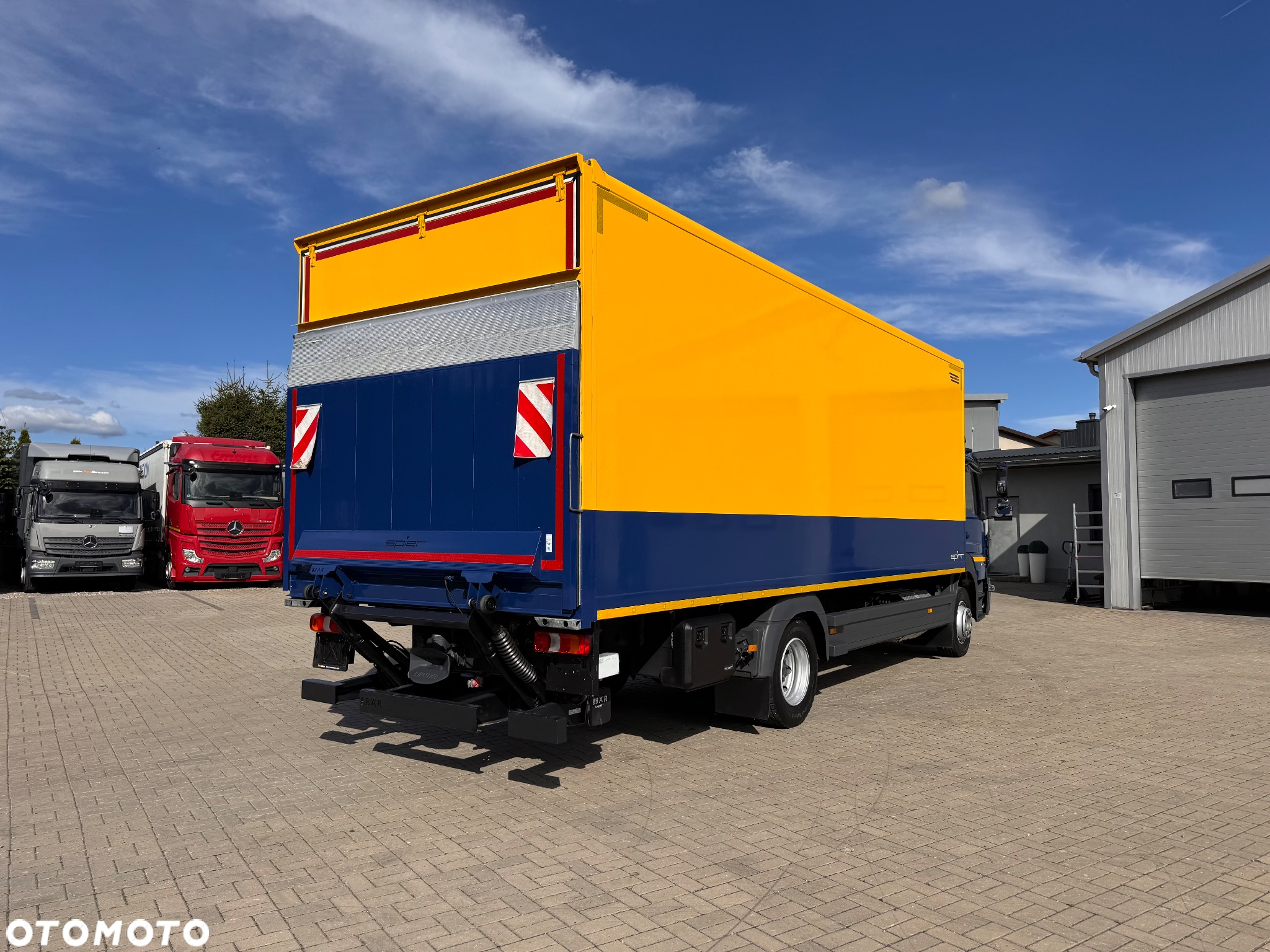Mercedes-Benz ATEGO - 4