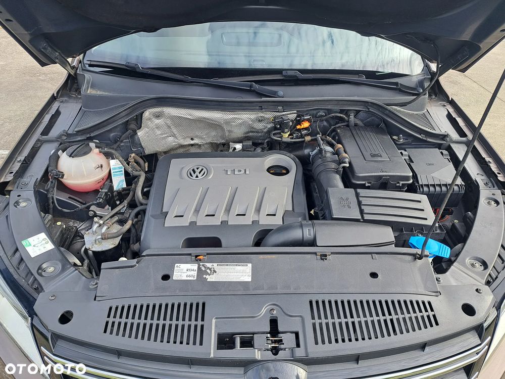 Volkswagen Tiguan 2.0 TDI DPF BlueMotion Technology Exclusive - 14