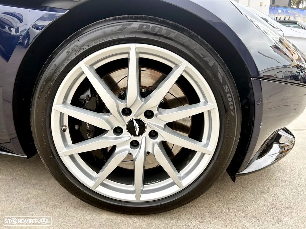 Aston Martin DB11 Coupé V8 Auto - 46