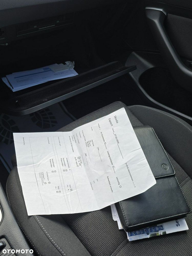 Volkswagen Passat - 37
