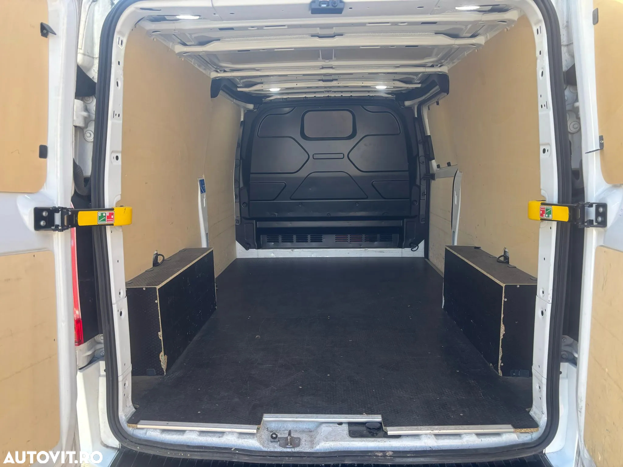 Ford Transit Custom - 5