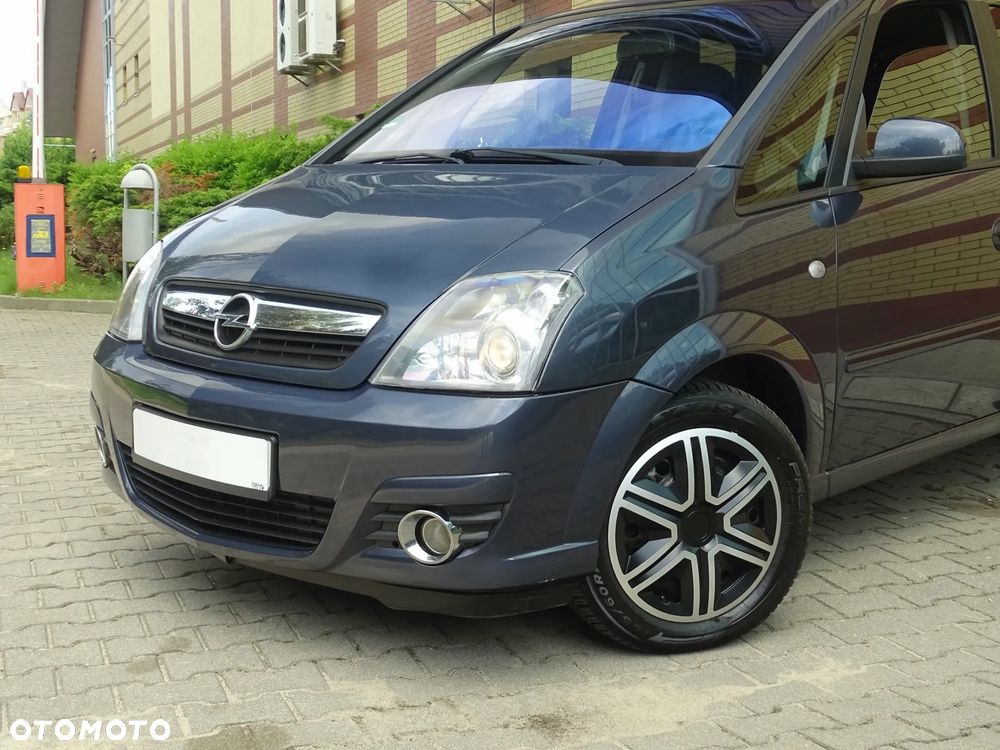 Opel Meriva 1.6 Cosmo MTA - 13