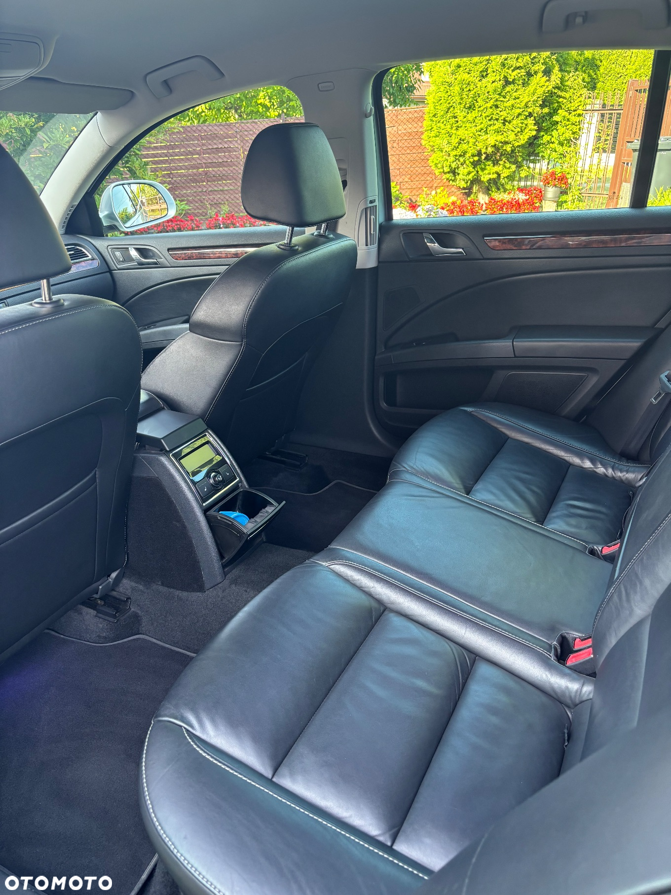 Skoda Superb 2.0 TDI DPF Elegance - 16