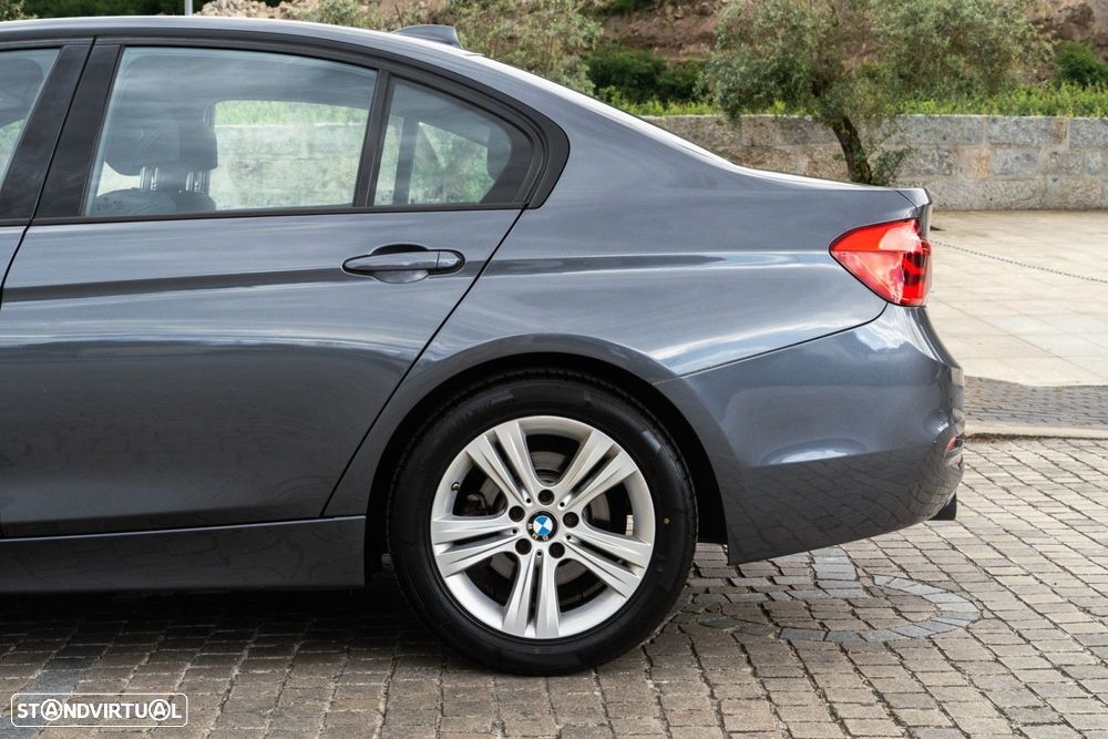 BMW 320 d Efficient Dynamic Edition Sport Line - 50