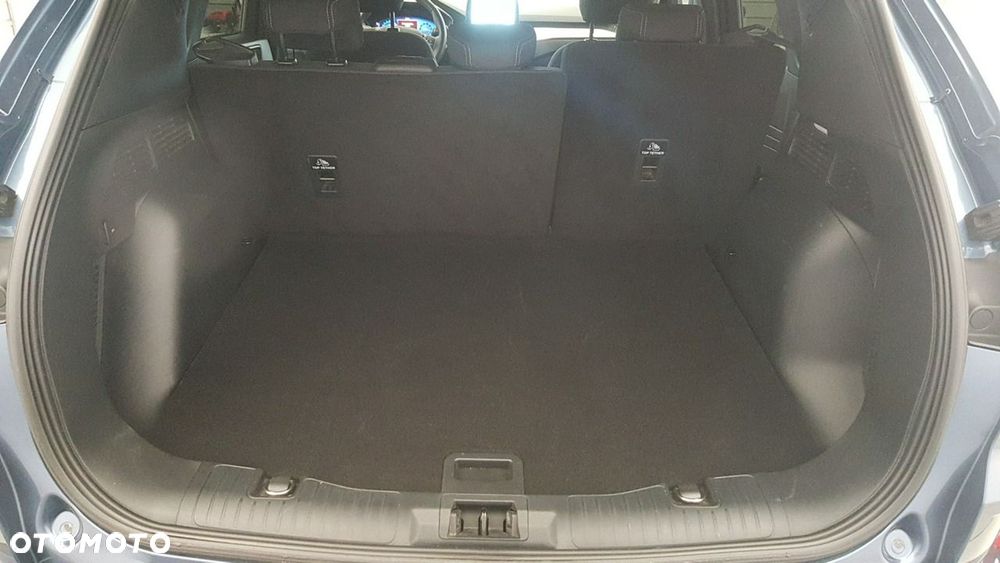 Ford Kuga - 16