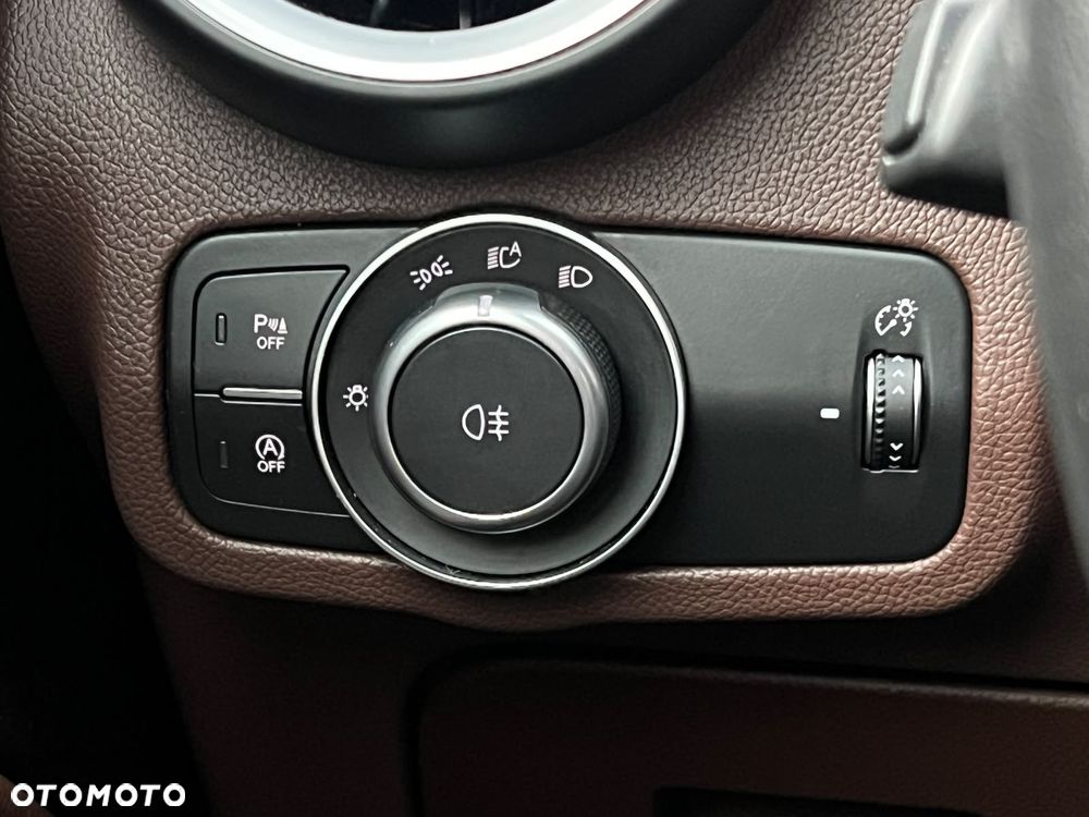 Alfa Romeo Stelvio 2.0 Turbo Sprint Q4 - 16