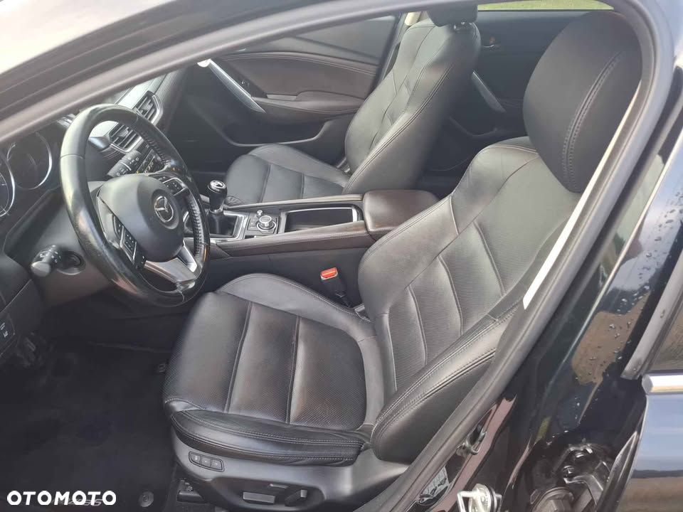 Mazda 6 - 8