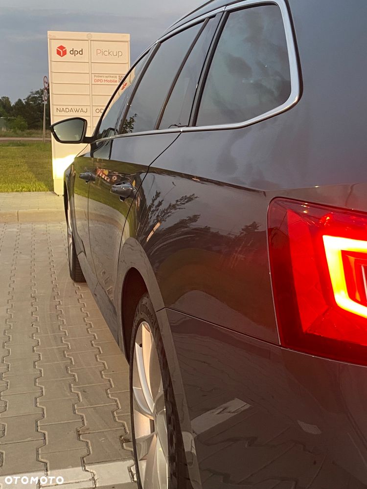 Skoda Superb 2.0 TDI Style DSG - 17