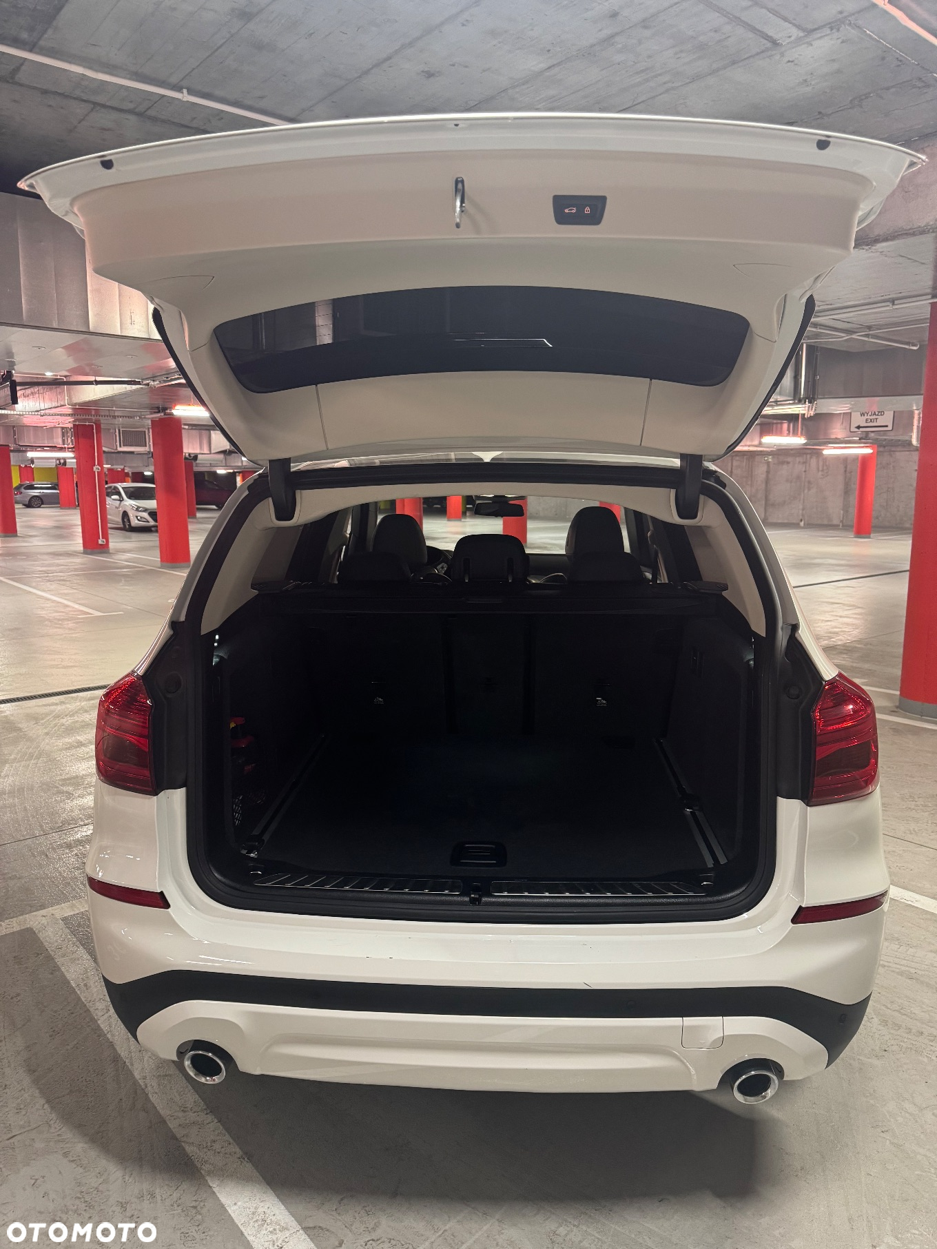 BMW X3 xDrive20d Advantage - 12
