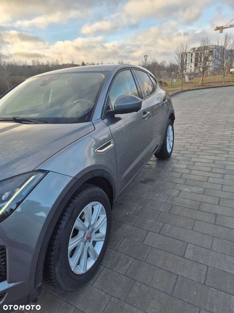 Jaguar E-Pace 2.0 i4D FWD SE - 4