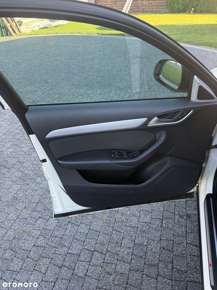 Audi Q3 2.0 TDI Quattro Edycja Specjalna S tronic - 18