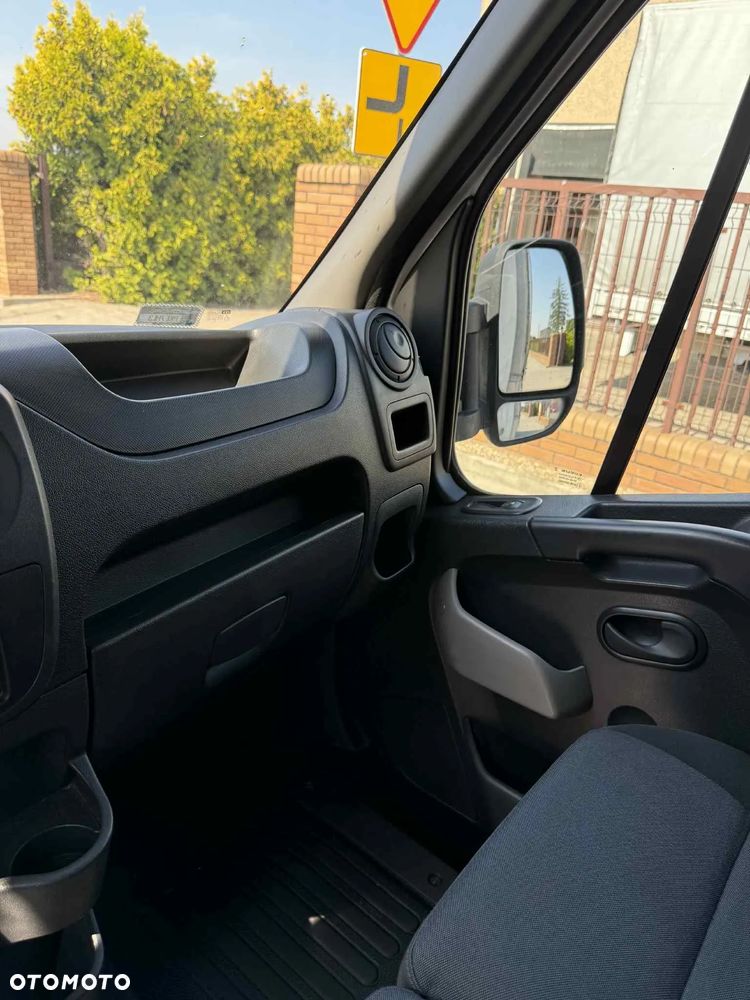 Renault Master - 11