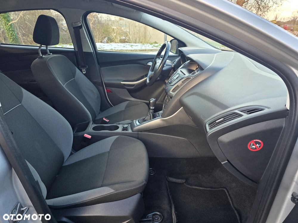 Ford Focus 1.6 TItanium - 13
