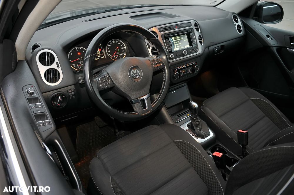 Volkswagen Tiguan 2.0 TDI SCR 4MOTION BlueMotion Technology DSG Lounge Sport & Style - 8