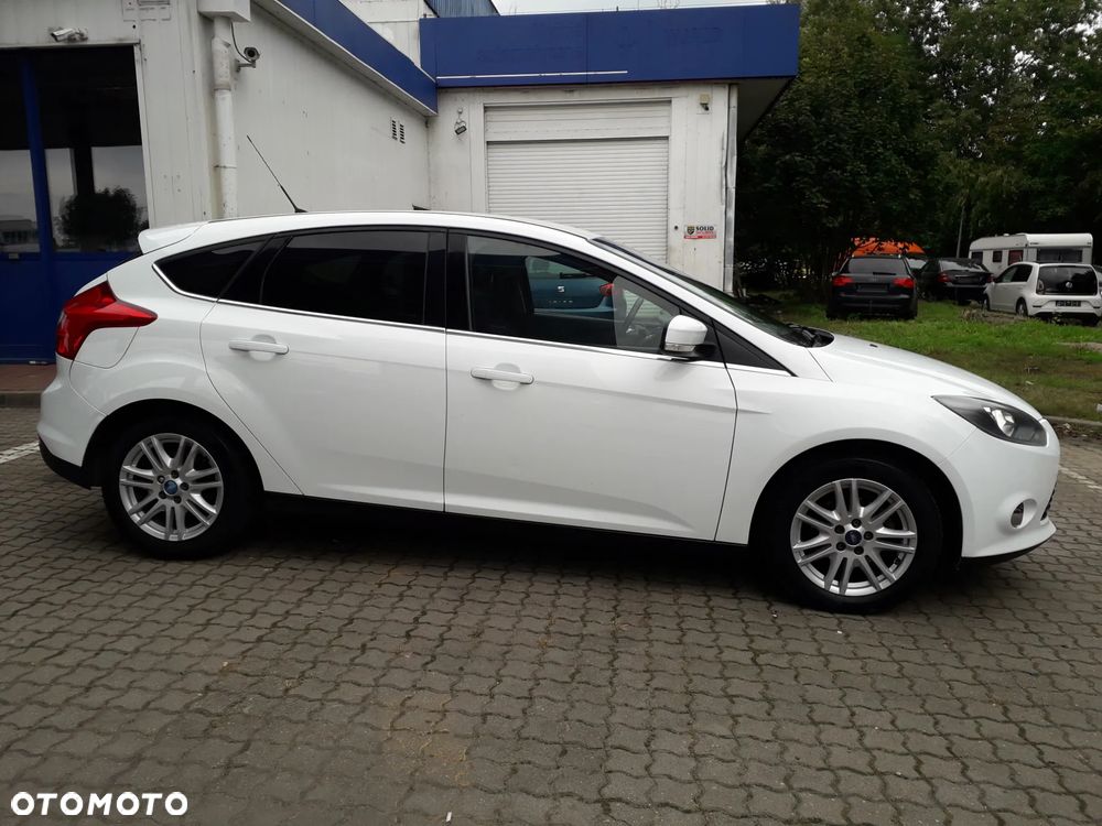 Ford Focus 1.0 EcoBoost Titanium - 30