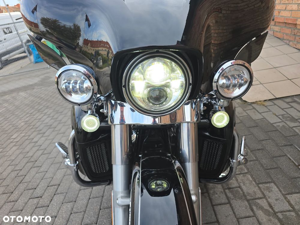 Harley-Davidson Touring Ultra Limited - 22