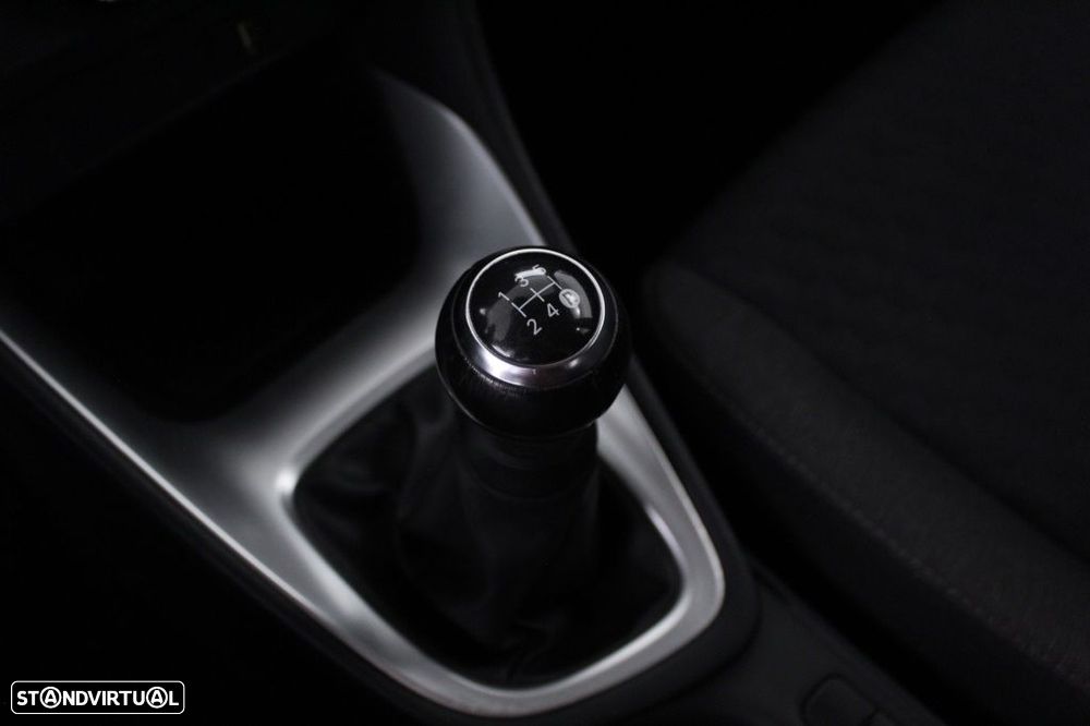 Toyota Yaris 1.0 VVT-i Comfort Plus - 29