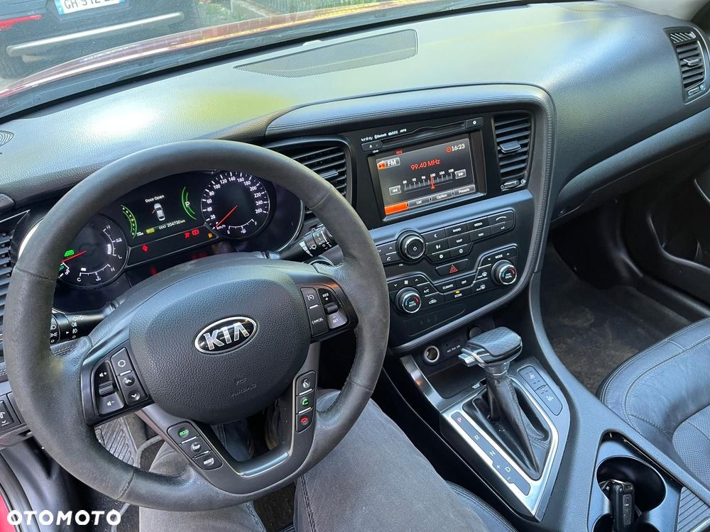Kia Optima - 8