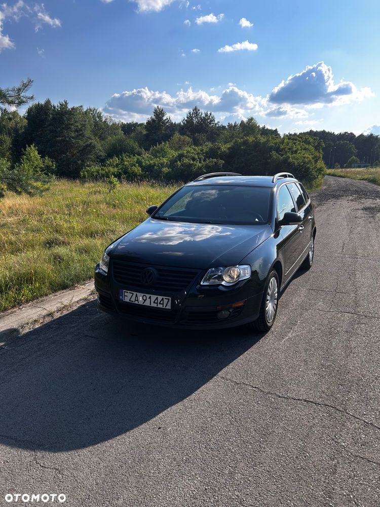 Volkswagen Passat 1.9 TDI Comfortline - 1